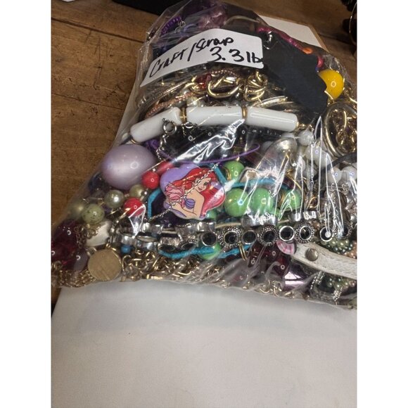 Mixed Craft & Scrap Jewelry Lot 3.31 Lbs With Charms Beads & Chains For DIY Proj - Picture 5 of 12